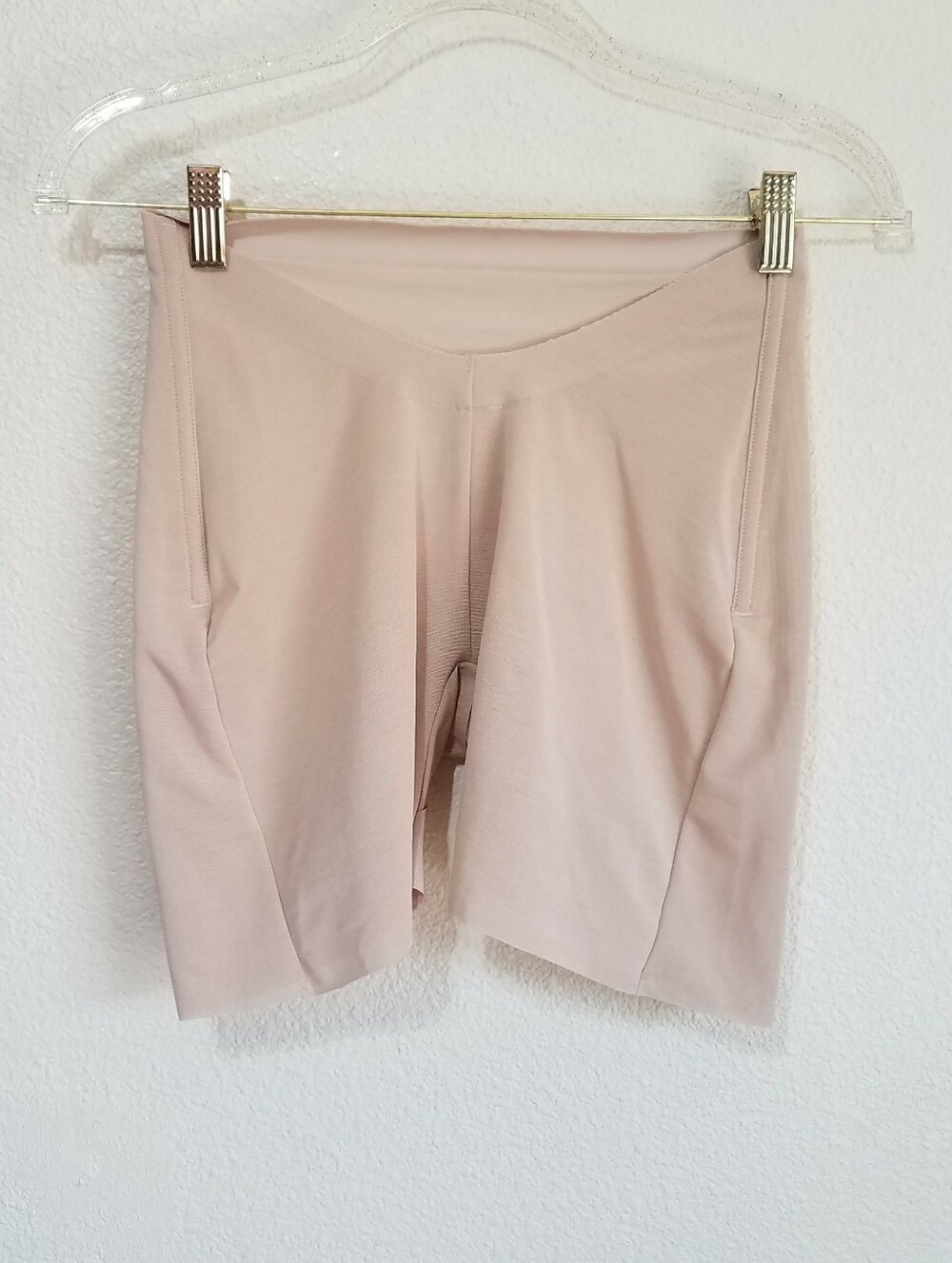 SKIMS Sheer Sculpt Low Back Shorts in Clay - Picture 2 of 8